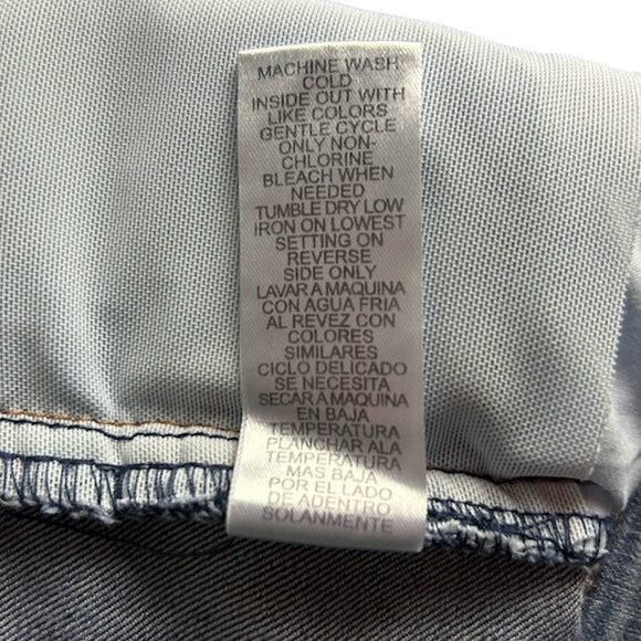 Democracy Ab Technology Mid Rise Fray Hem Crop Jeans Style B2187Q4G3XX Size 8 - Picture 6 of 7